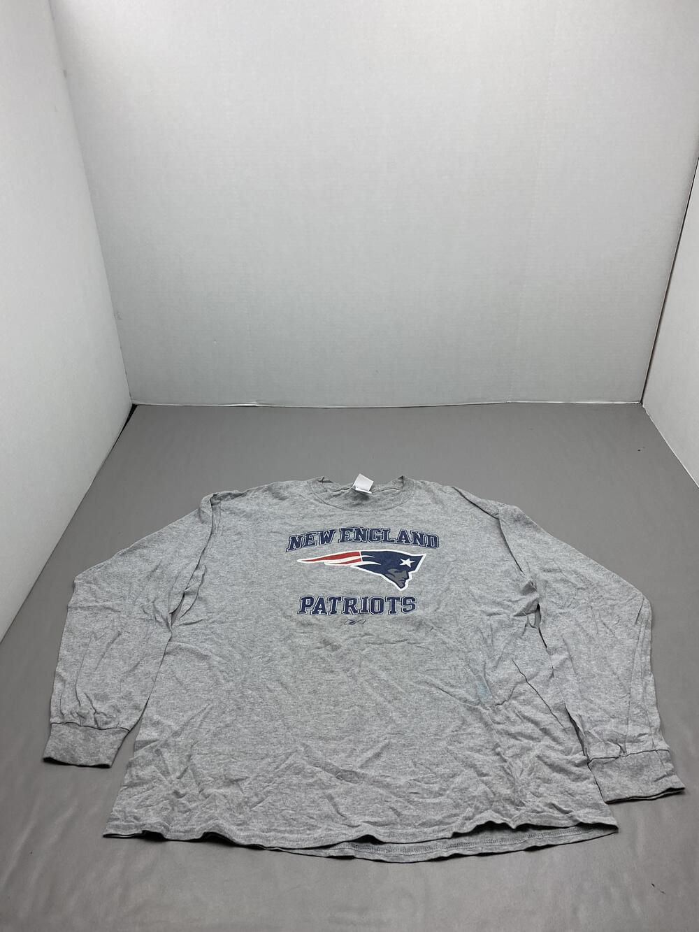NFL New England Patriots Shirt Mens XL Gray Long Sleeve Graphic Tee Logo